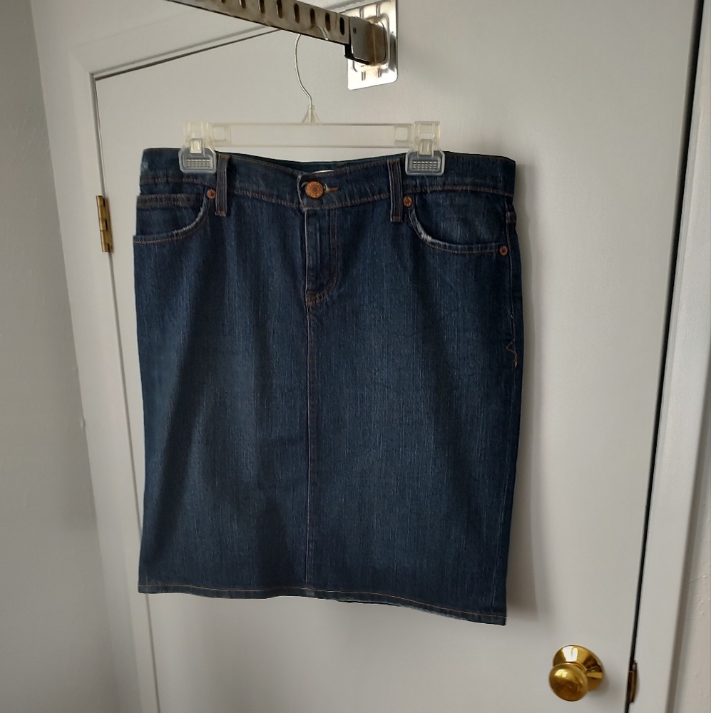 Old Navy dark denim skirt